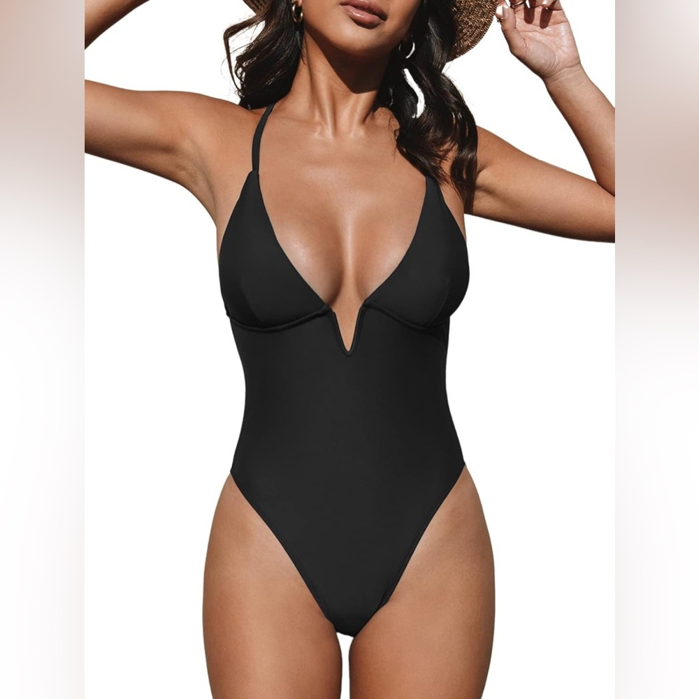 CUPSHE One Piece Bathing Suit Deep V Neck Crisscross Back Adjustable Str…